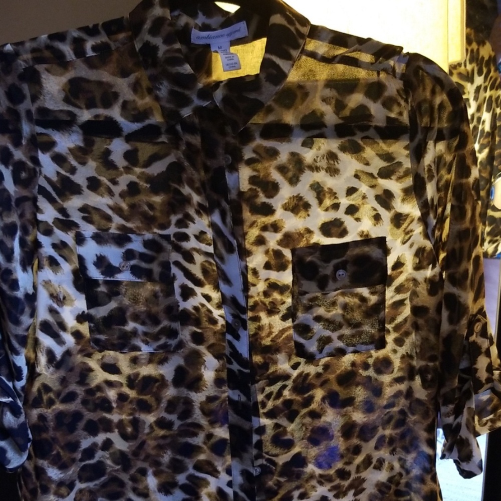 Long sleeve button shirt